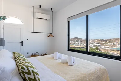 Yalos Mykonos 4 Bedroom Luxury Home Ornos