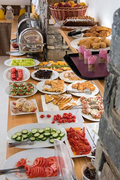 Zefi Hotel & Suites Paros