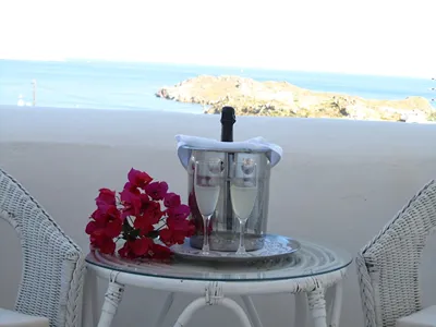 Porto Scoutari Romantic Hotel & Suites
