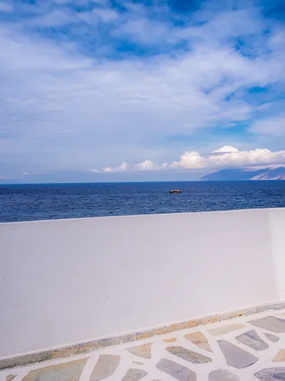 Vardia Bay Studios