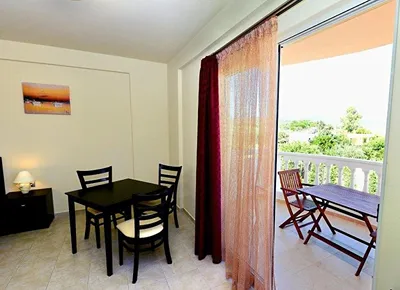 Golden Rose Suites
