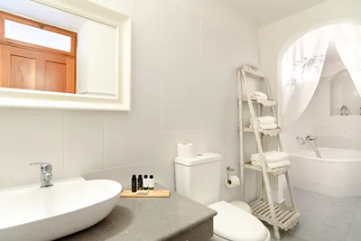 Thea Villas & Suite