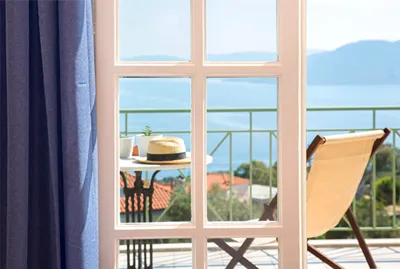 Aegina Colors