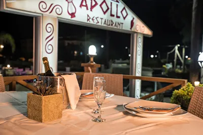 Aphrodite Studios & Apartments