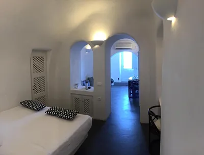 Altana Cliffside Villas Santorini