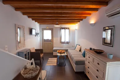 Aliktypo Studios Serifos