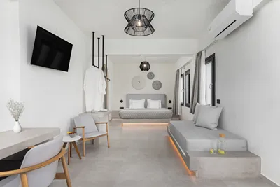 Ble Suites Santorini