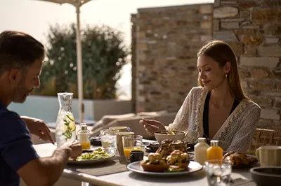 Ios Grand Pool Suites