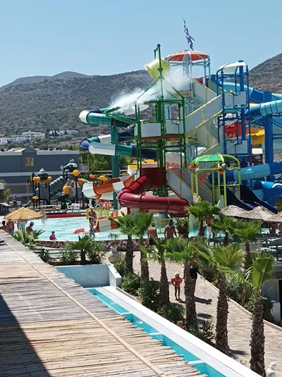Eri Beach & Village
