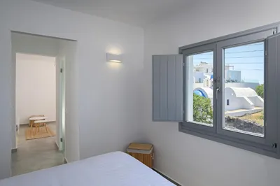Thoe Oia Suites