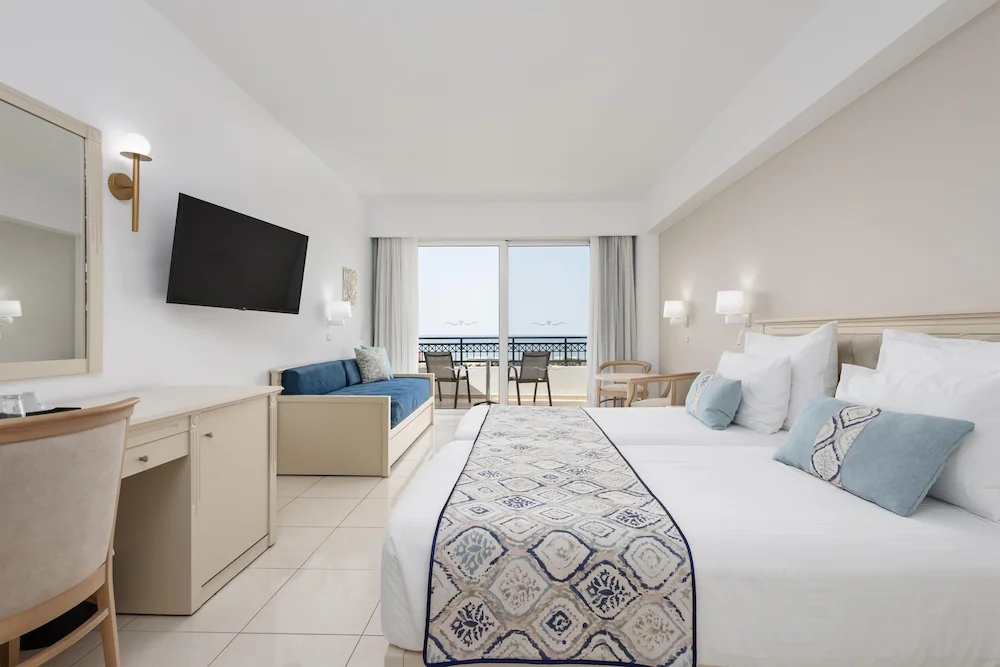 Vantaris Palace Hotel