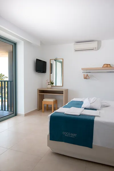 Alia Beach Hotel