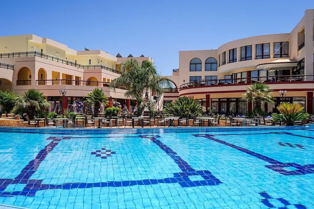 Vantaris Palace Hotel