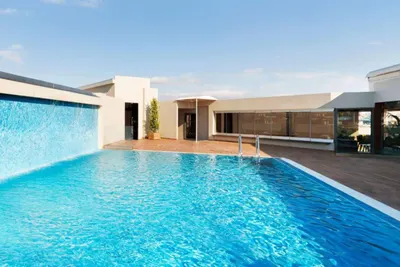 Zeus Wyndham Grand Athens