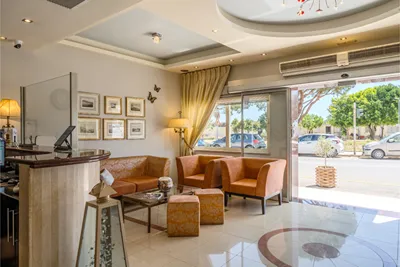 Zante Plaza Hotel & Apartments