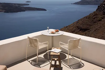Iconic Santorini a boutique cave hotel