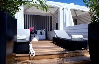 Pelagos Suites Hotel
