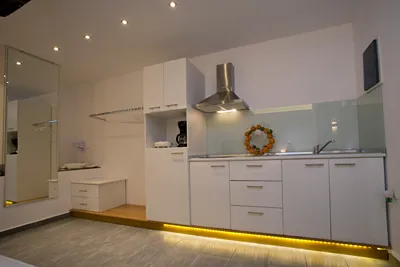 Kapahi Suites Apartments