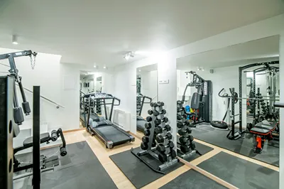 GM Exclusive Luxury Suites And SPA