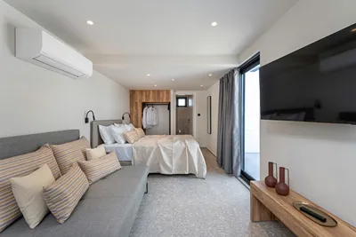 Melia City Suites