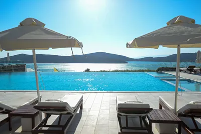 Royal Marmin Bay Boutique & Art Hotel