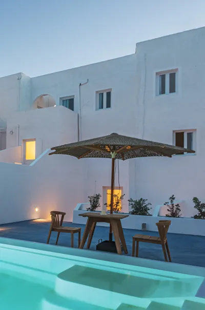 Voca Hotel & Suites