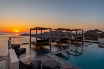 Gizis Cliffside Suites
