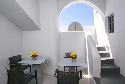 Theodora Suites Santorini