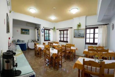 hotel Nostos