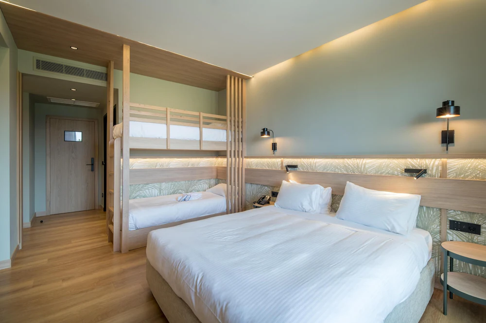 Senseana Sea Side Resort & Spa