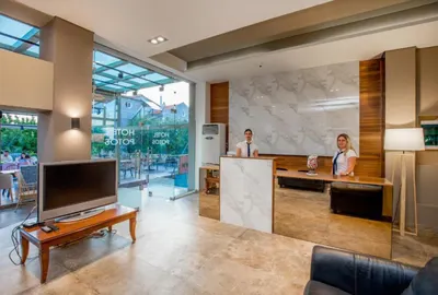 Potos Hotel