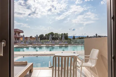 Nima Boutique Hotel