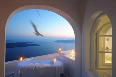 Altana Heritage Suites Santorini
