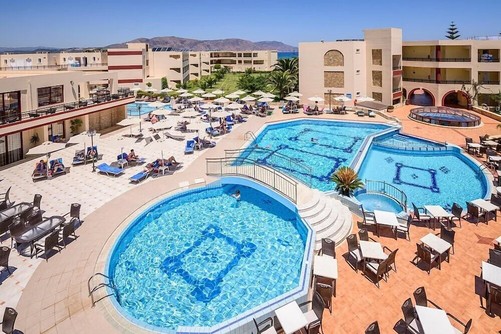 Vantaris Palace Hotel