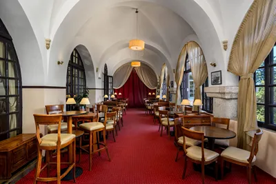 Elafos Hotel