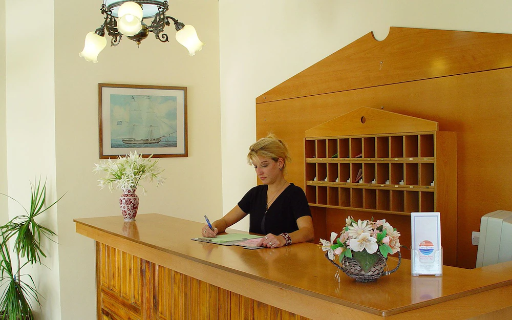 Cavo D’ Oro Hotel