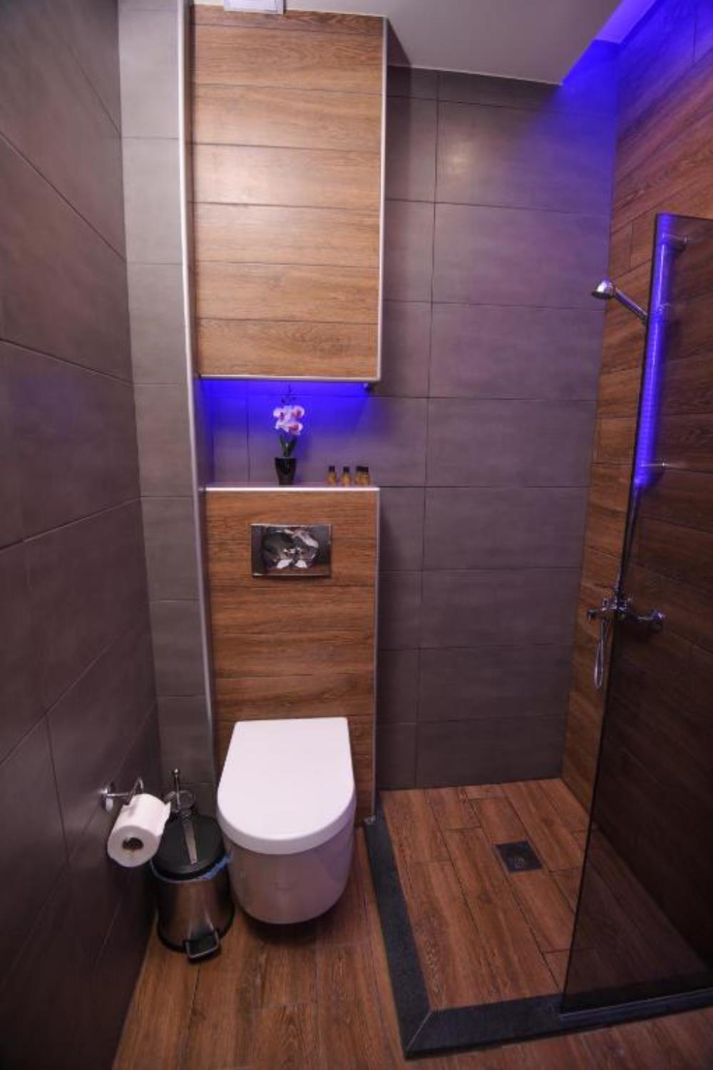 Yakinthos Hotel