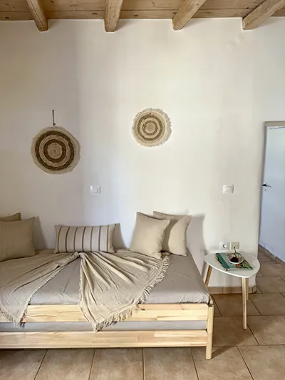 Nesa Paros