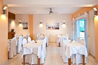Glaros Hotel