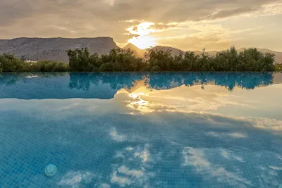Amounda Bay Hotel