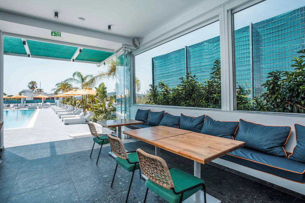Mazoren Art Hotel