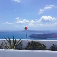 Altana Cliffside Villas Santorini