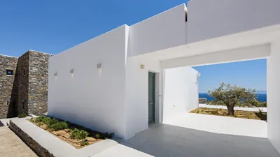 White & Rocks Paros