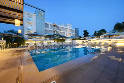 Ray Hotel