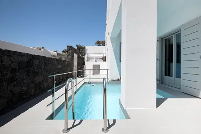 Alchemy Luxury Villa Santorini