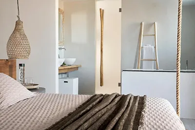 Nirome Luxury Suites