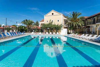 Perkes Hotel Complex