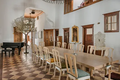Hydrea Hotel