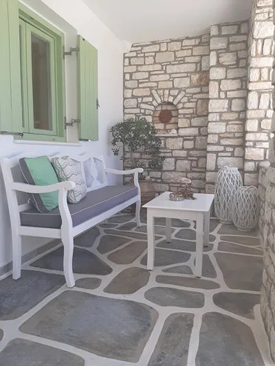 Villa Isabella Studios & Suites