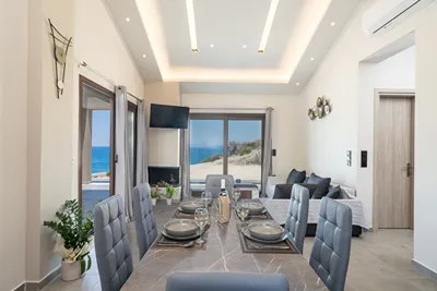 Beachfront Villa Fteri